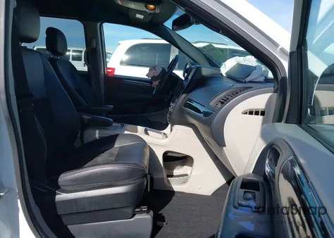 2019 Dodge Grand Caravan Sxt из США, поврежденный, VIN 2C4RDGCG9KR620111